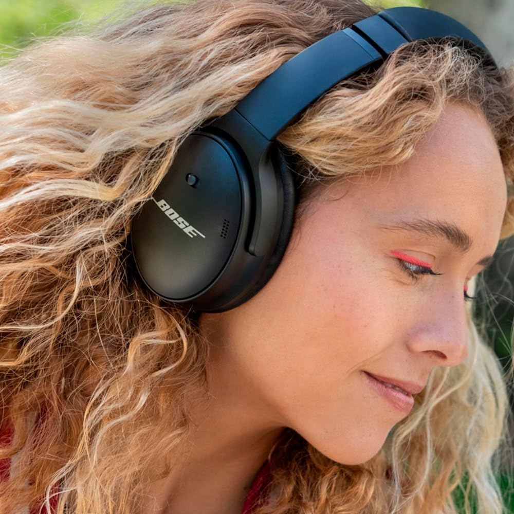 Bose QuietComfort 45 Bluetooth Wireless Noise Cancelling Headphones - Triple Black (Renewed) - Image 7
